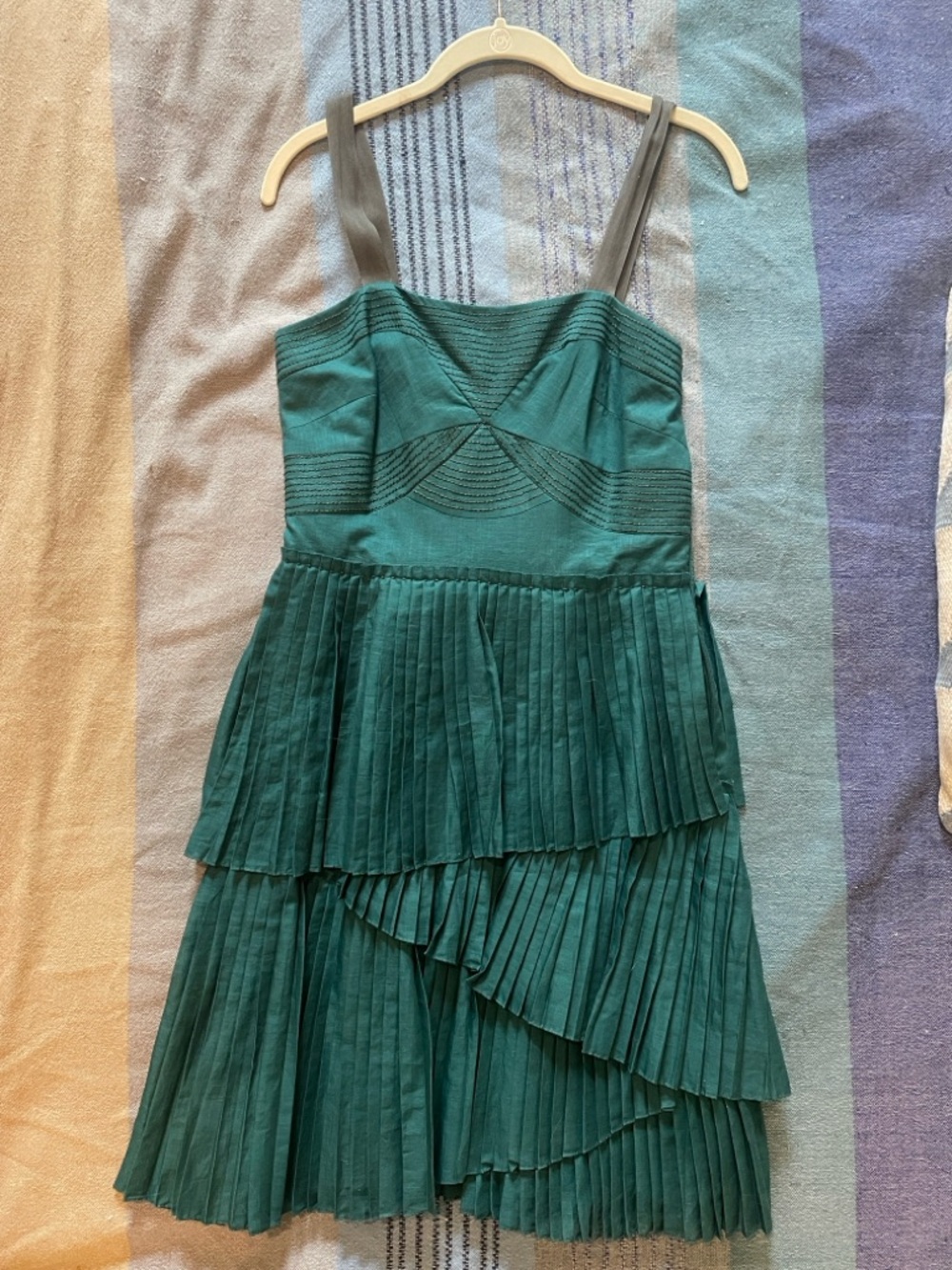 Vera Wang Lavender Label Emerald Green Pleated Asymmetrical Cocktail Dress